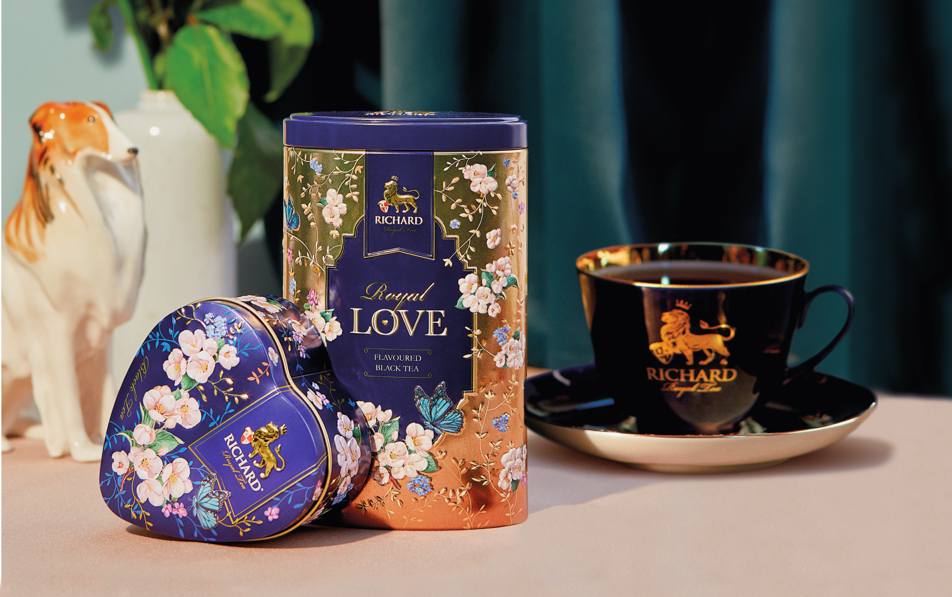 Royal love. Richard "Royal Tea assortment. Royal Gardens" ассорти пакет 9x2г сашет. Чай Richard Royal Love.